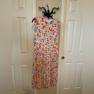 NWT Ann Taylor Pleated Floral Dress